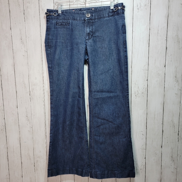 White House Black Market Denim - Vintage White House Black Market Women's Noir Blue Denim Flare Jeans Size 10R.